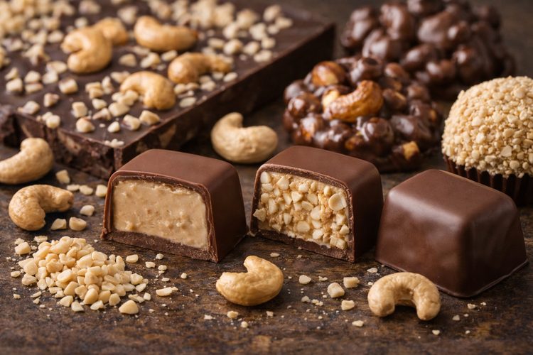 Illustrated placeholder for article titled Cashews in Confectionery: Creamy Flavor, Cut Size and Finish